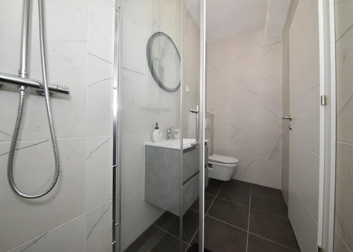 Sofia's & * Задар