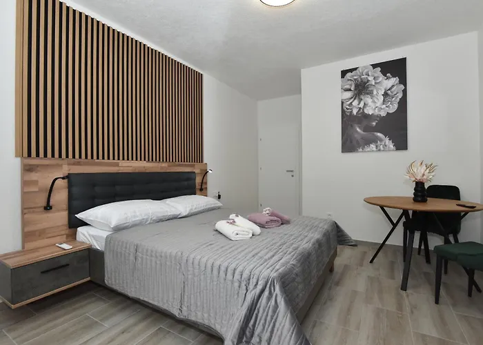 Sofia's & Апартаменты