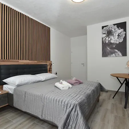 Sofia's & Apartamento
